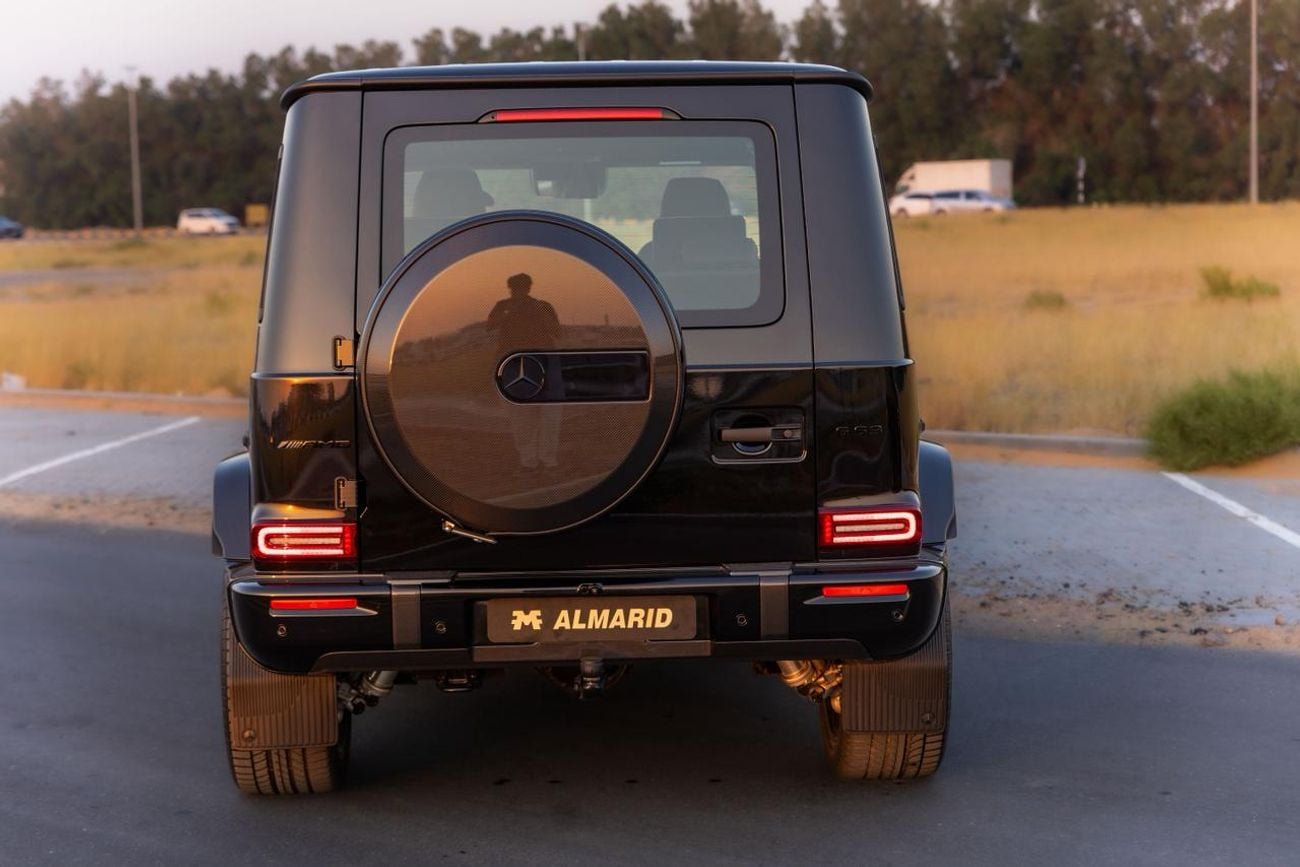 Mercedes Benz G63 AMG STD Mercedes-AMG G63 – 2026 | GCC Specs | Carbon Package | Fully Loaded | Highest Option | 2 Years O