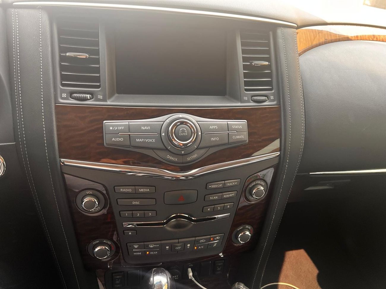 Nissan Patrol SE Platinum City 5.6L