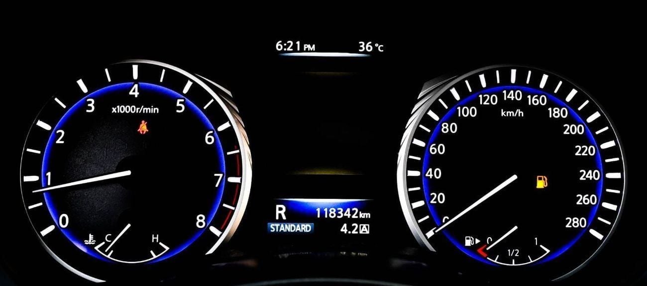 Infiniti Q50 PREMIUM Infiniti Q50 Gulf Spec 2017, excellent condition inside and out