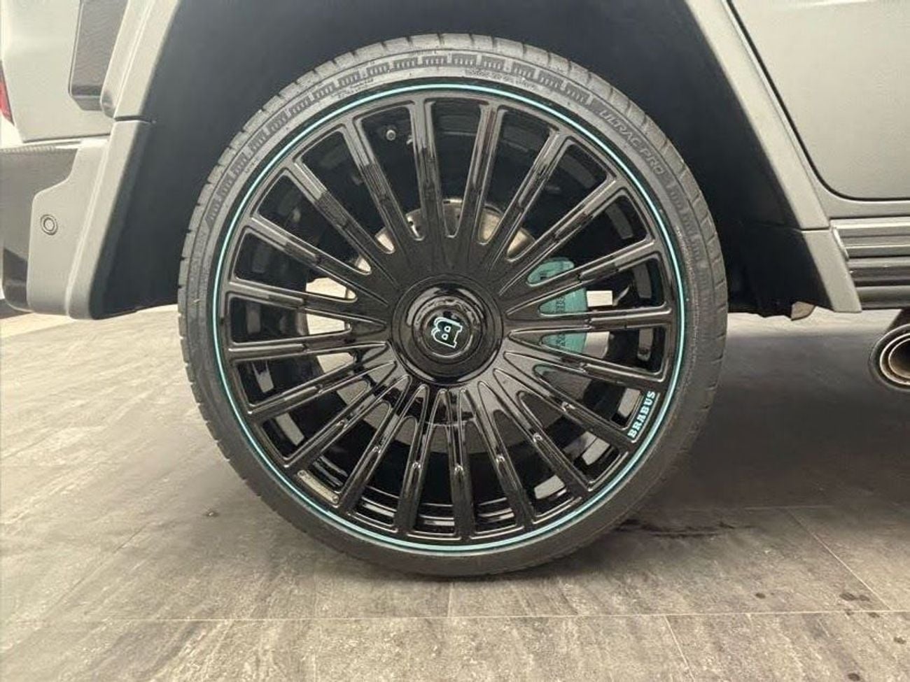 Mercedes Benz Brabus 4.0 G63 V8 BiTurbo MHEV AMG MANUFAKTUR Edition SpdS+9GT 4WD Euro 6 (s/s) 5dr ( EXPORT ONLY) Right Ha