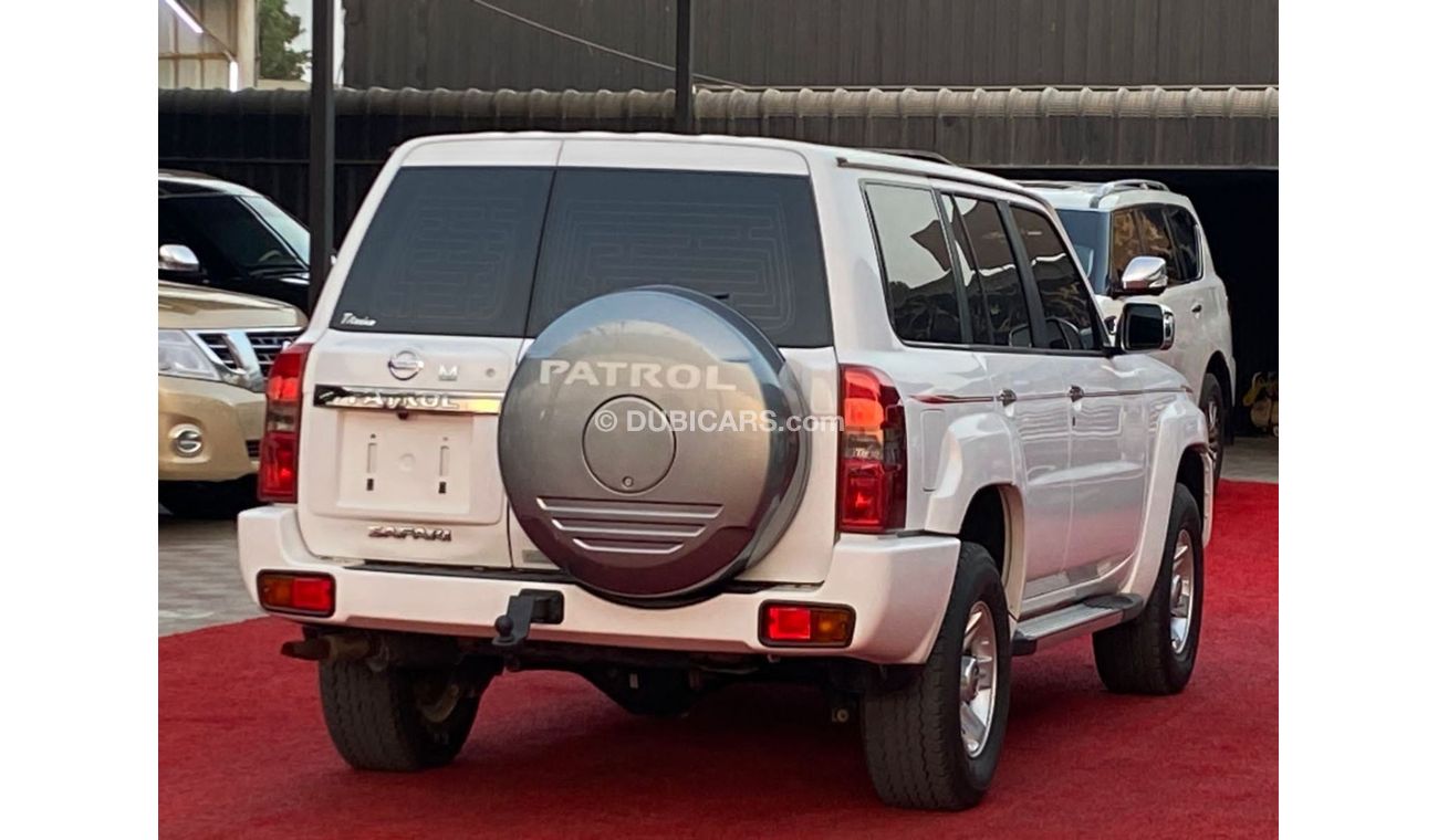 نيسان باترول سفاري