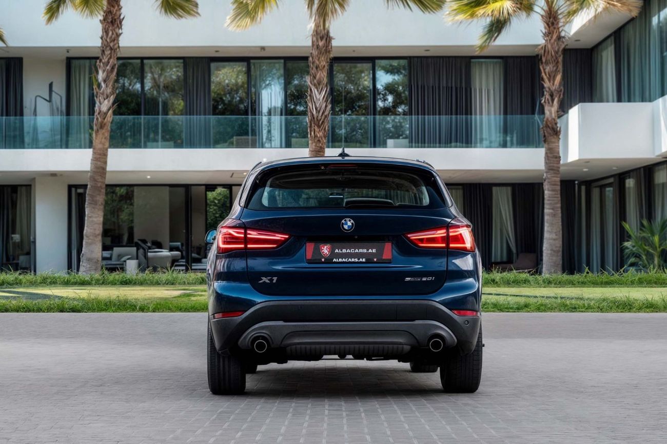 بي أم دبليو X1 