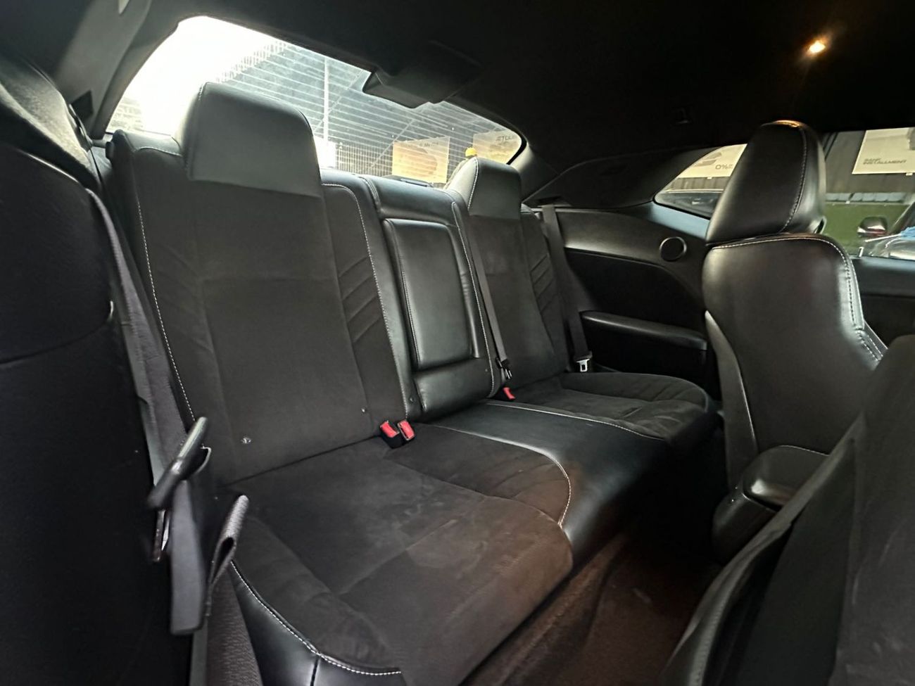 Dodge Challenger SRT Hellcat 6.2L (717 HP)