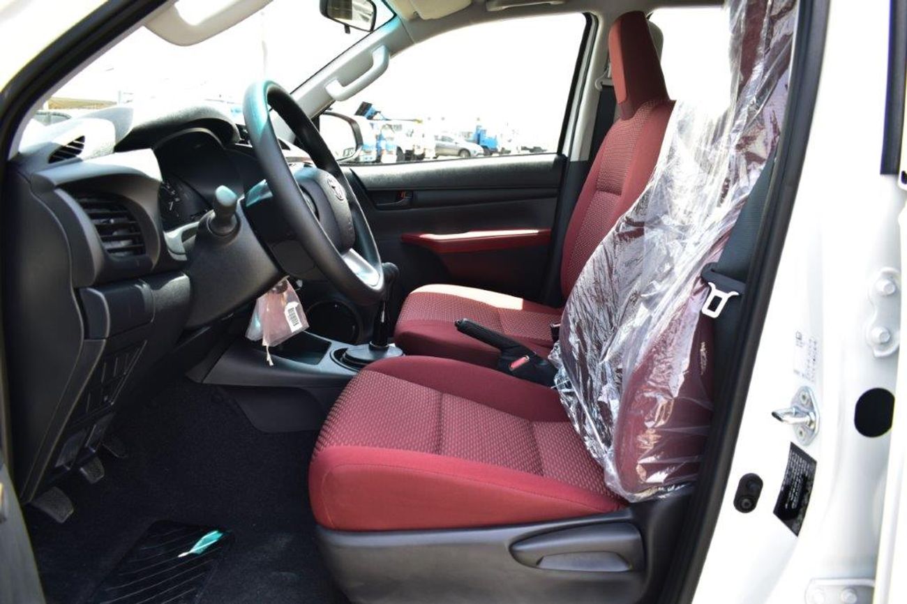 تويوتا هيلوكس GL 2.4L Double Cab Utility