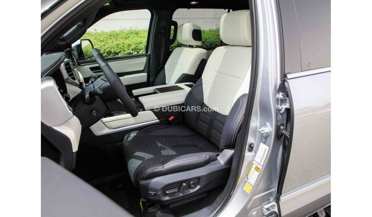 Toyota Sequoia Capstone 4WD/Hybrid/Pano-Roof. Local Registration +10%