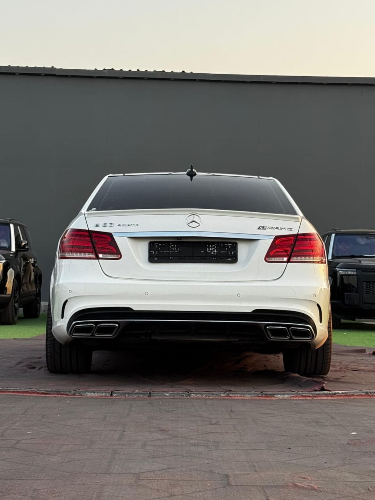 Mercedes Benz E300