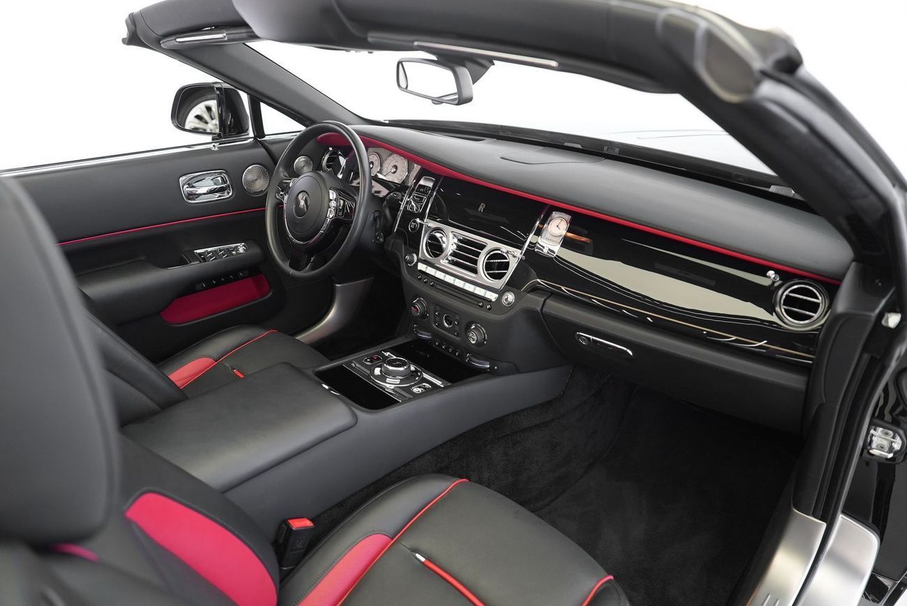 رولز رويس داون Rolls Royce Dawn