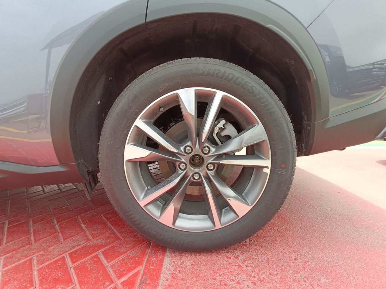 إنفينيتي QX60 3.5L LUXE Climate Package