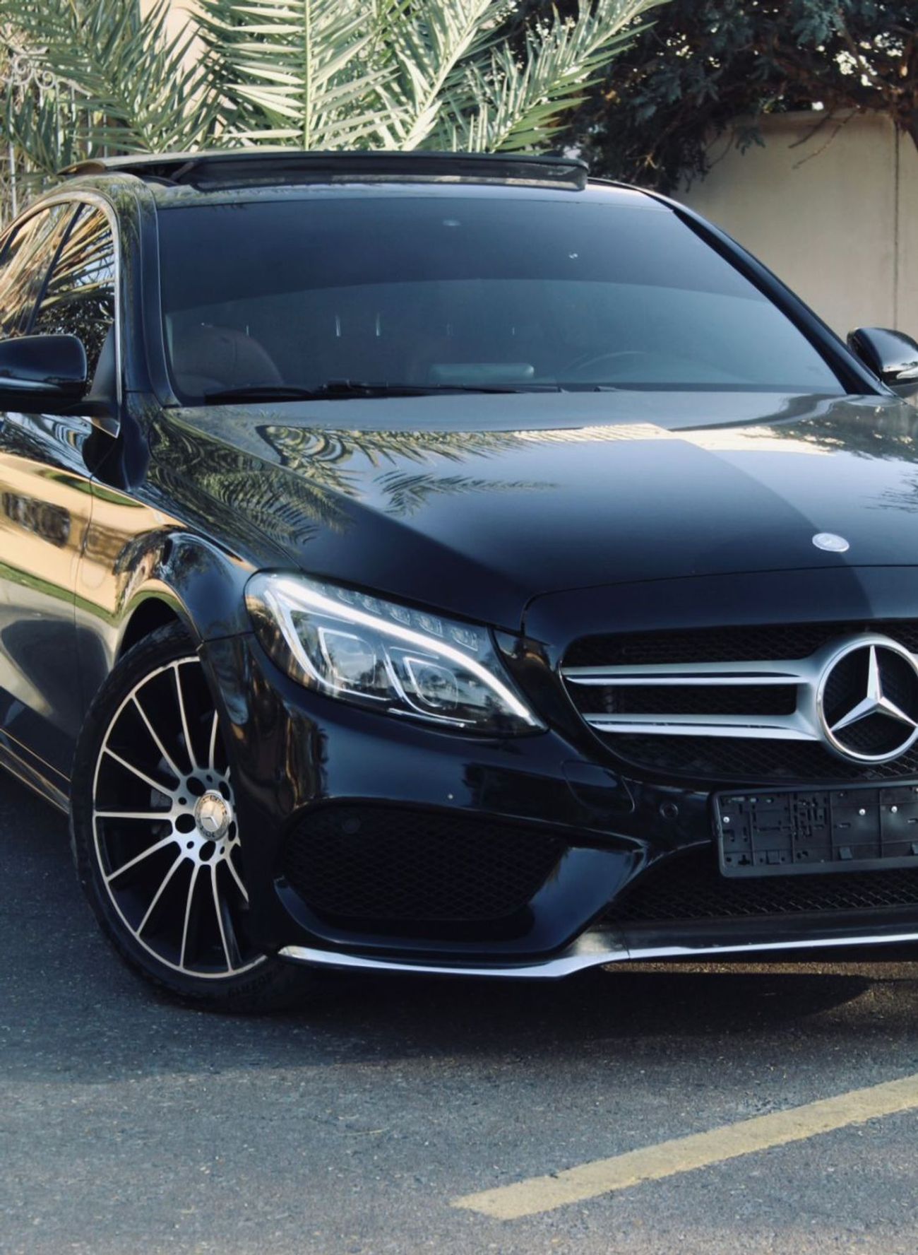 Mercedes-Benz C 200 Mercedes-Benz C200 | AMG Package | GCC Specification | Original Condition  A stylish and well-mainta