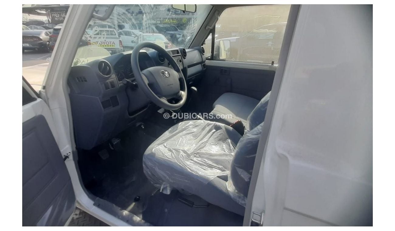 Toyota Land Cruiser 70 DIESEL 4.2L V6