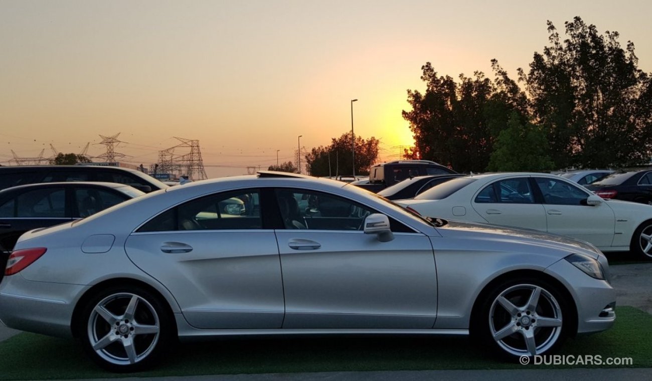 مرسيدس بنز CLS 350 2013 - JAPAN IMPORTED SUPER CLEAN CAR