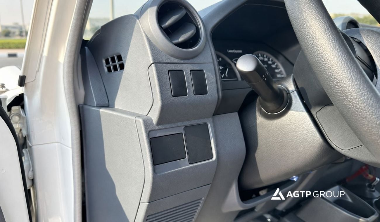 Toyota Land Cruiser Pick Up Single Cabin 4.2L Diesel | Manual | 4x4 | Differential Locks | AFRICA EXPORT