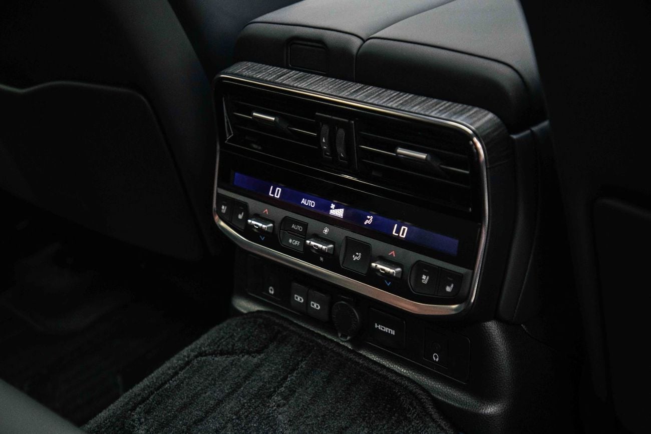 Toyota Land Cruiser VXR 3.5L - Platinum White Pearl Inside Red | Export Only