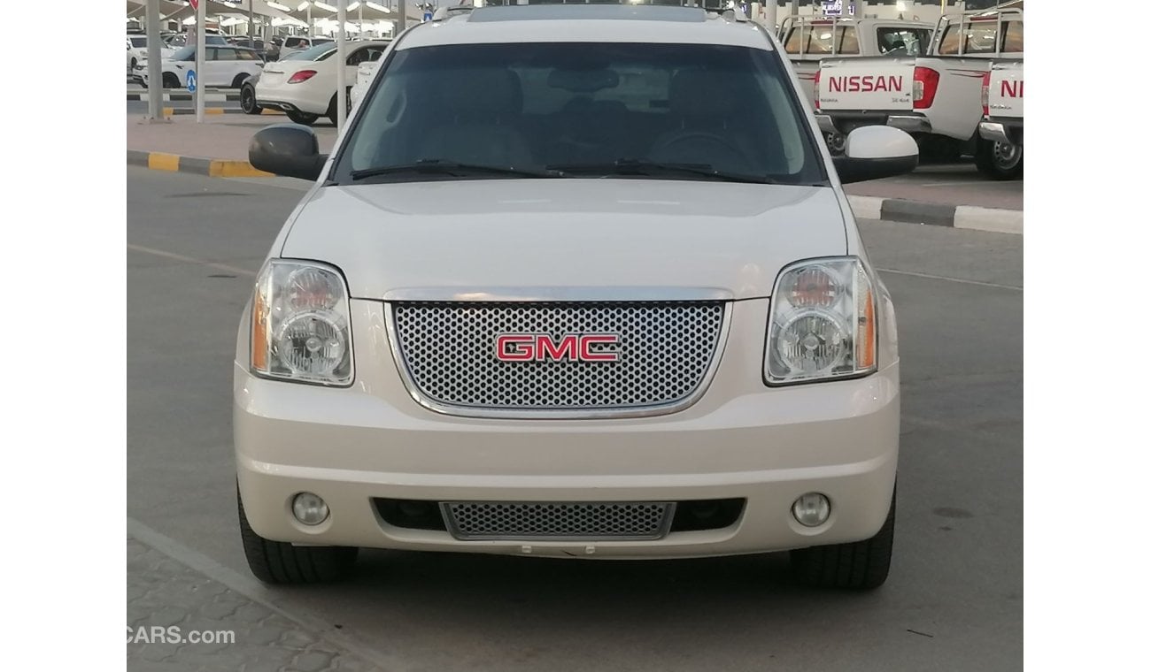 GMC Yukon GMC YOUKAN DENALI XL