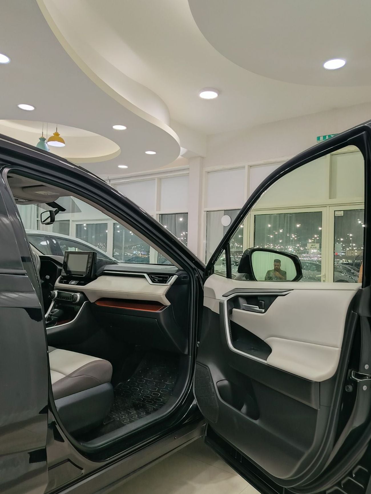 Toyota RAV4 ADVENTURE