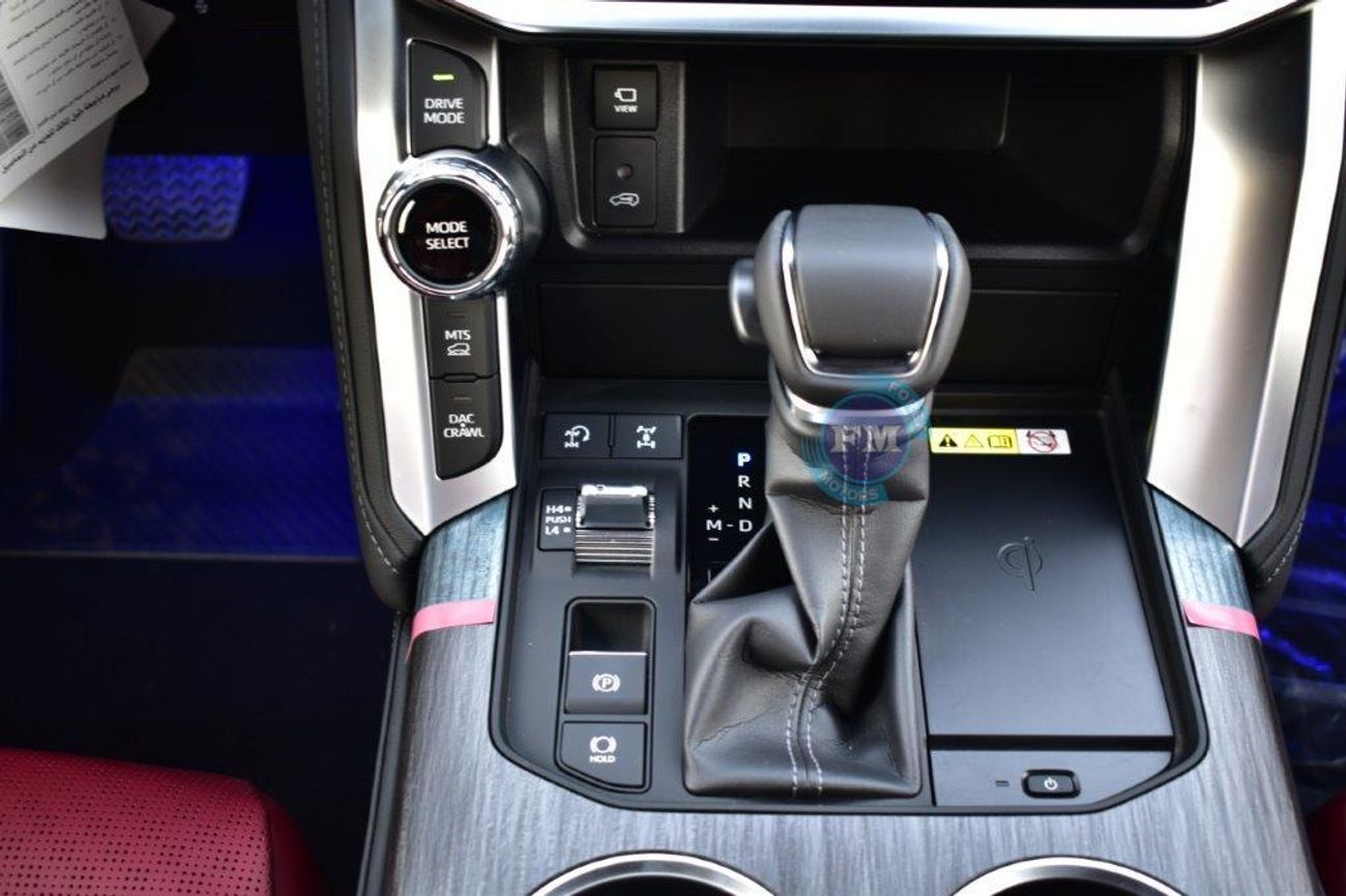 تويوتا لاند كروزر 300 VXR+ V6 3.3L Twin Turbo Diesel 7 Seat Automatic
