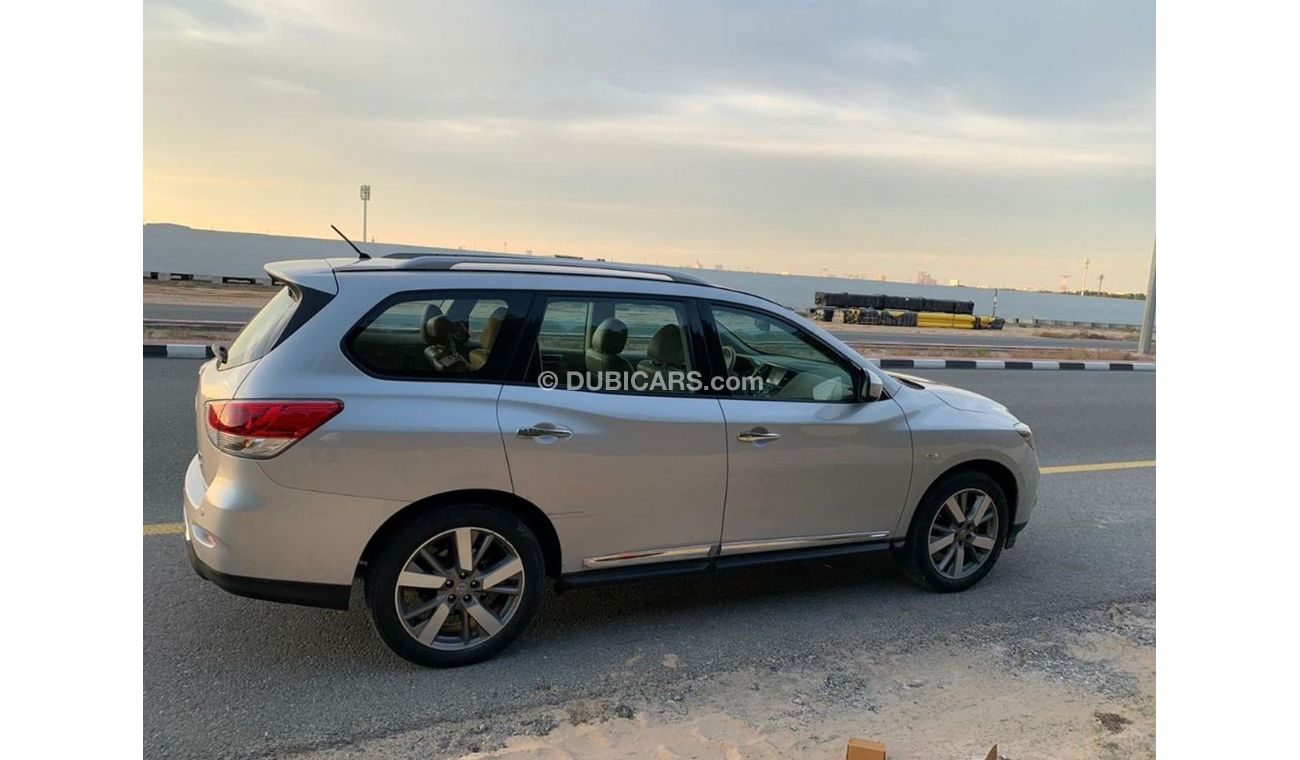 نيسان باثفايندر نيسان باثفيندر 2015 مواصفات خليجي رقم بدون حوادث