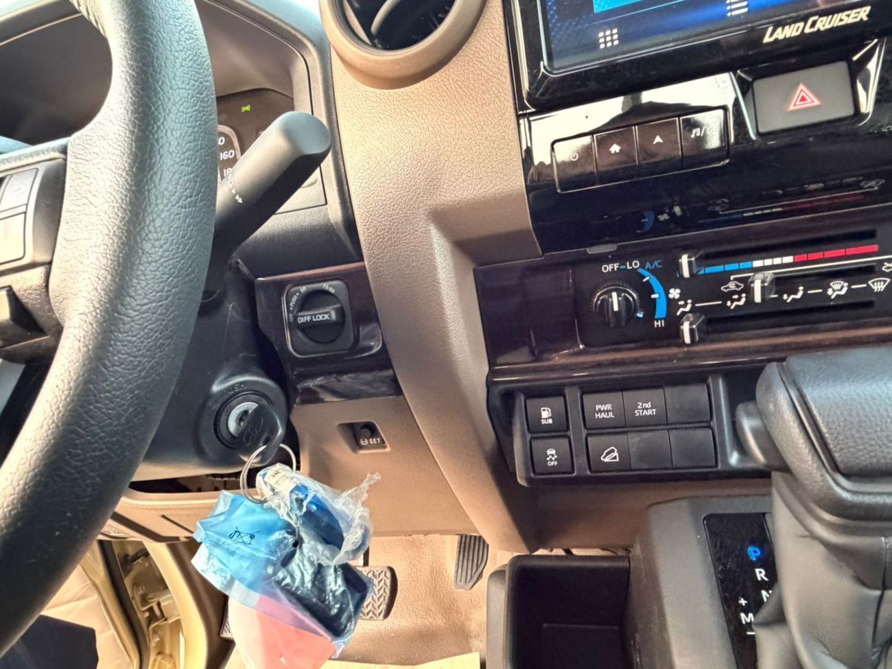 تويوتا لاند كروزر بيك آب LC79 SC 2.8 AT Full 2025