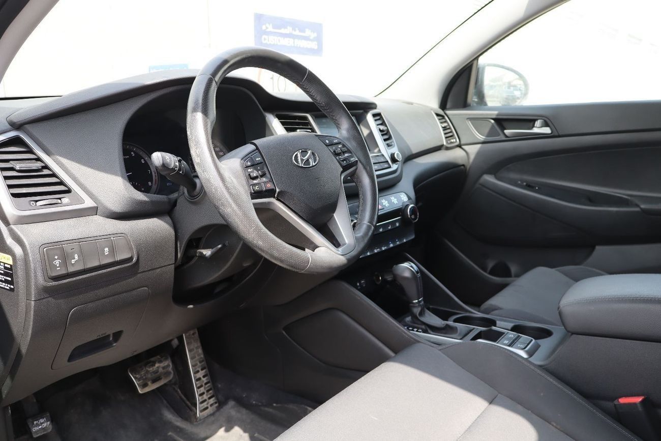 هيونداي توسون Basic Panorama 1.6L