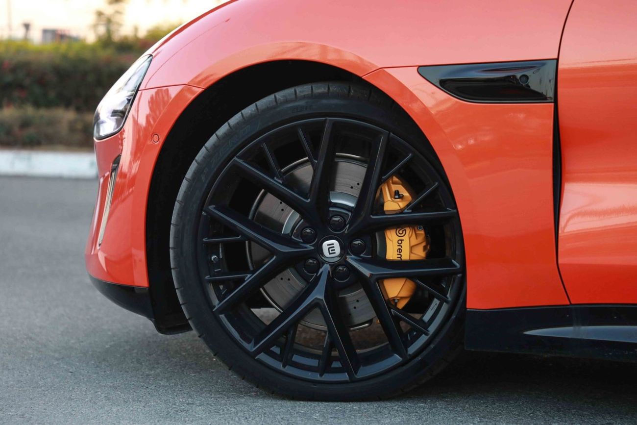 Xiaomi SU7 2024 XIAOMI SU7 MAX - Orange inside Grey