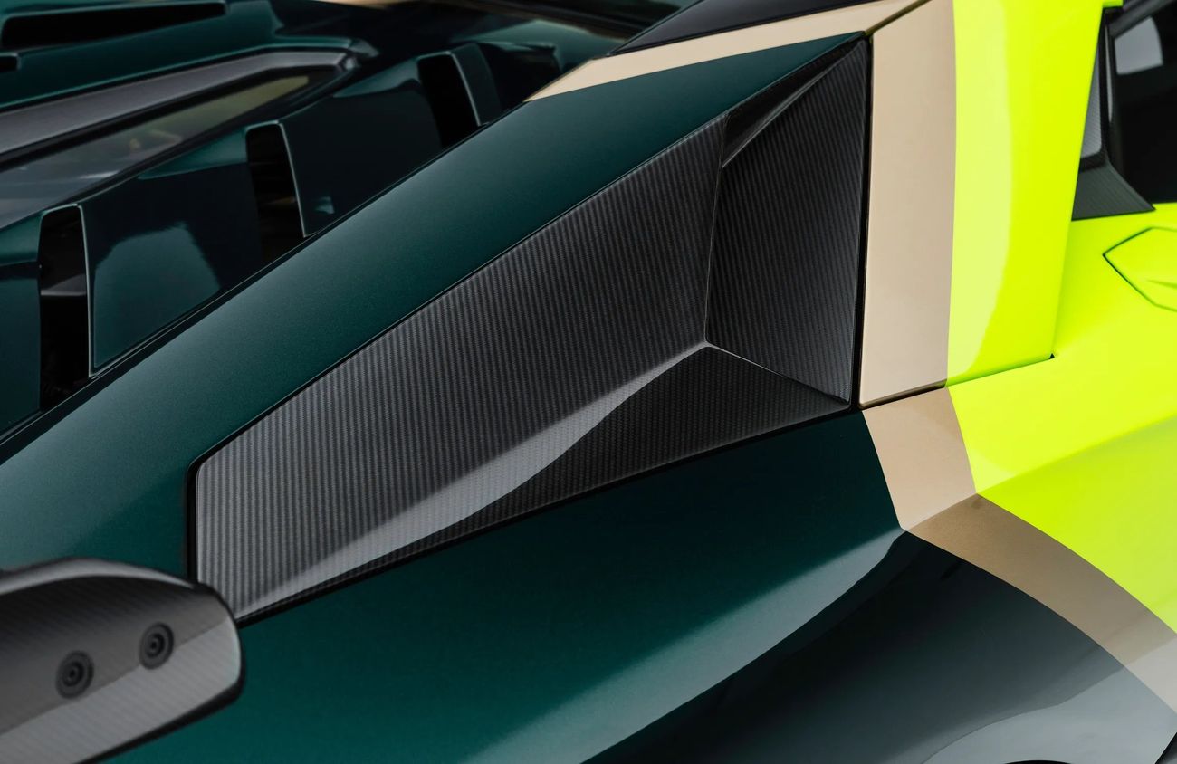 Lamborghini Aventador 6.5L V12 Naturally Aspirated Engine