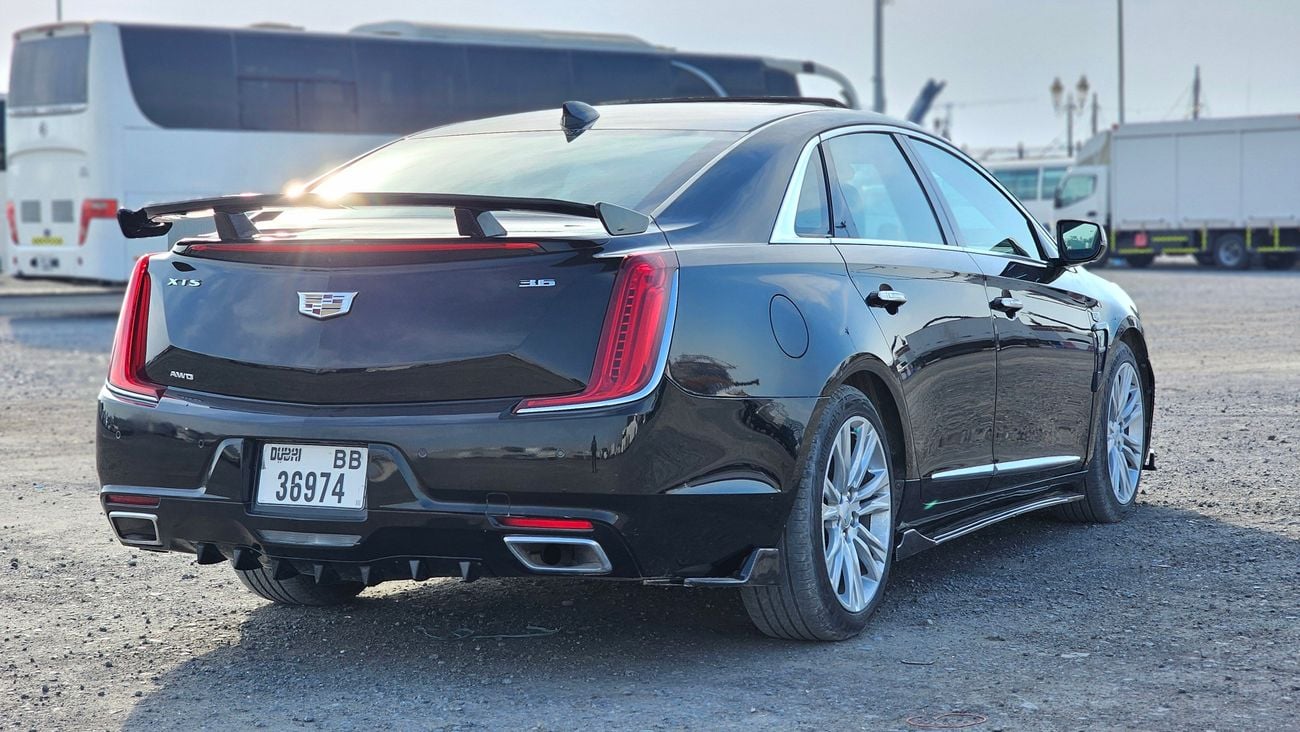 كاديلاك XTS premium luxury 3.6L full option