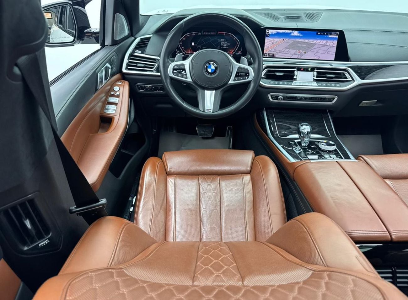 BMW X7 XDrive50i 4.4L 2019 BMW X7 xDrive50i M-Sport, 1 Year Warranty, Feb / 2027 BMW Service Pack, GCC