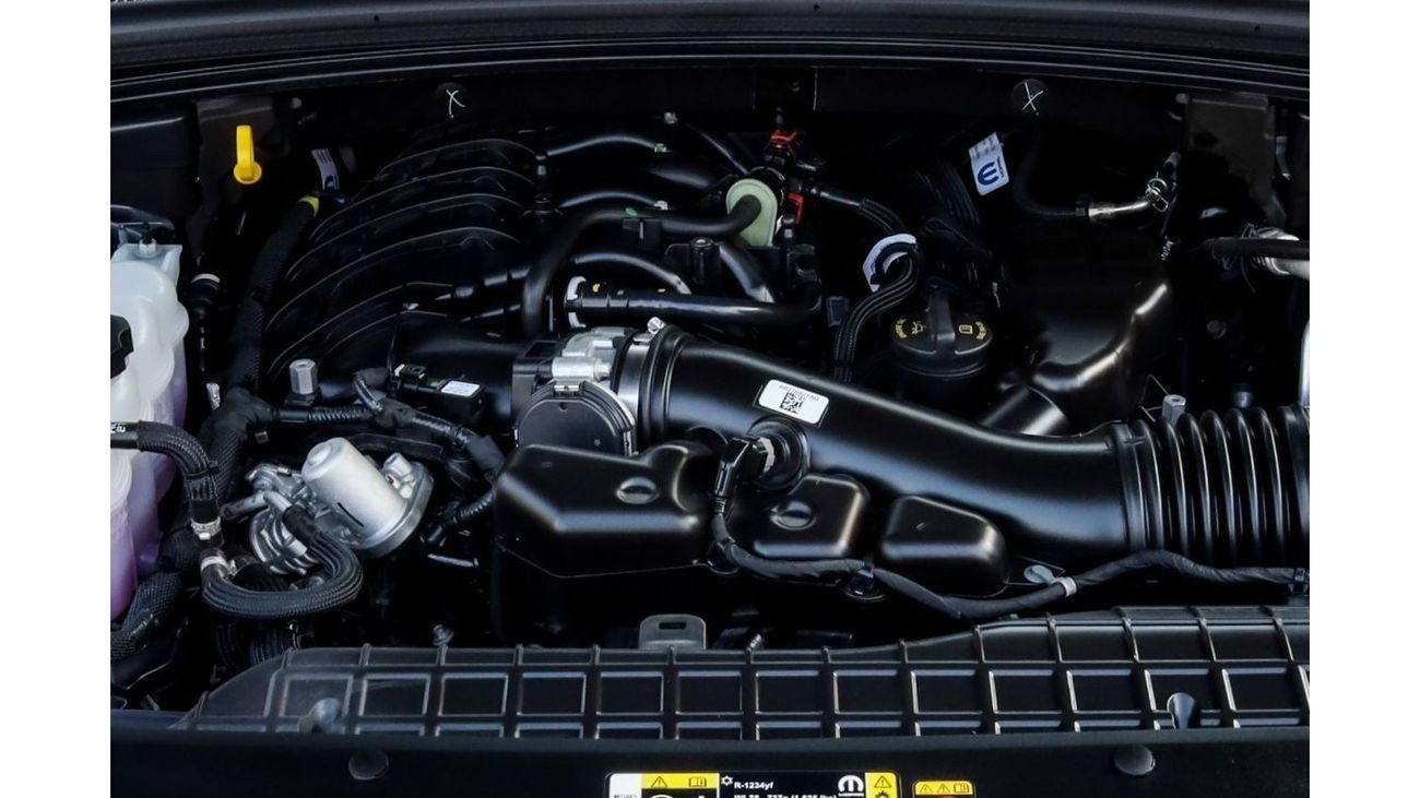 جيب جراند شيروكي Jeep Grand Cherokee Altitude 2024 GCC (BRAND NEW) under Agency Warranty with Flexible Down-Payment/