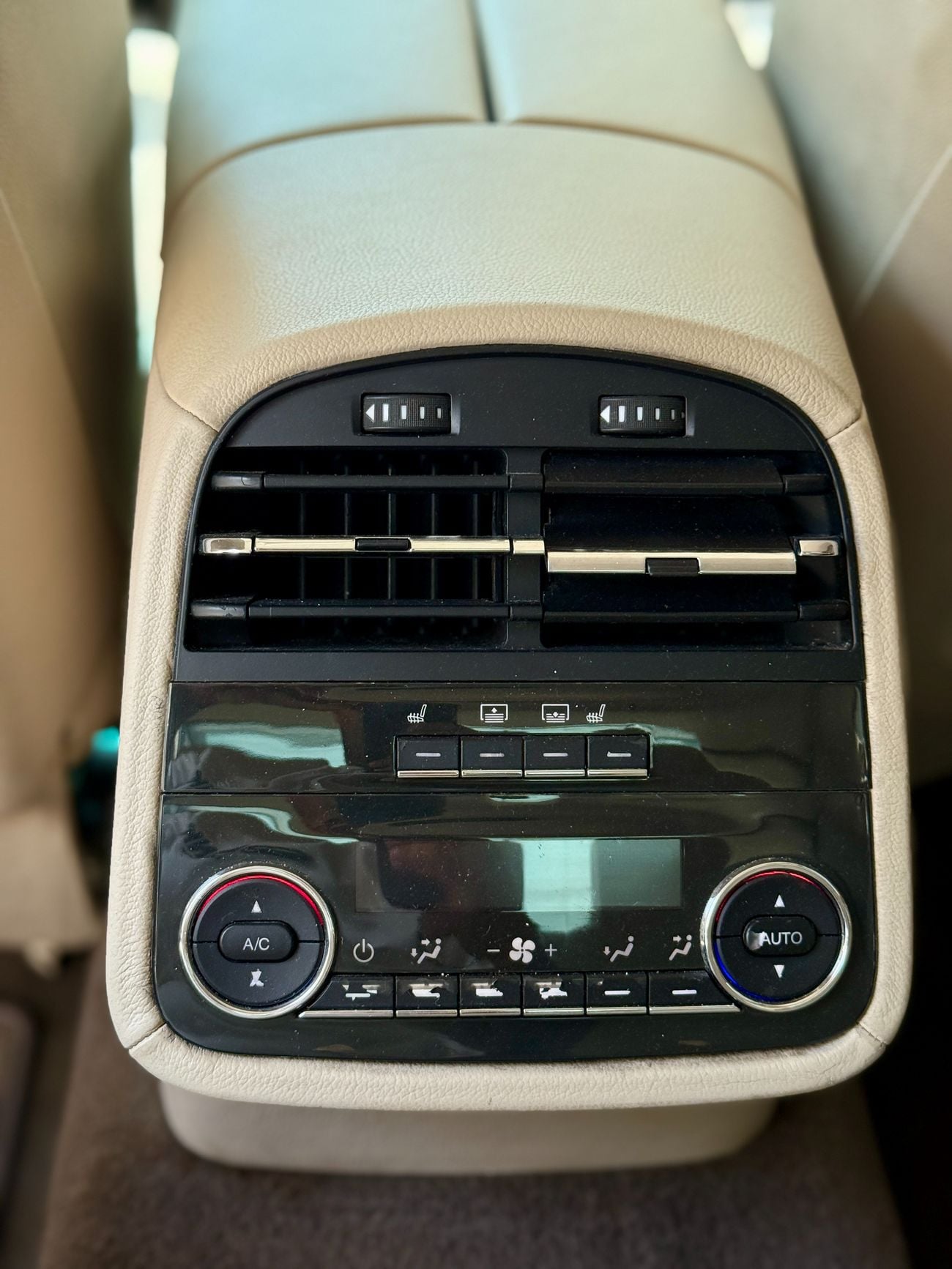 مازيراتي كواتروبورتي Std 3.0L (430 HP)