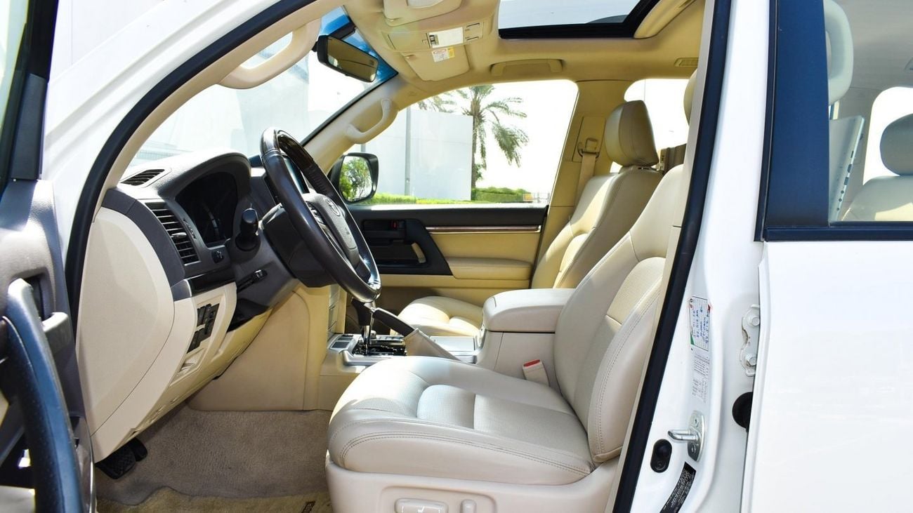 Toyota Land Cruiser GXR V8 Grand Touring