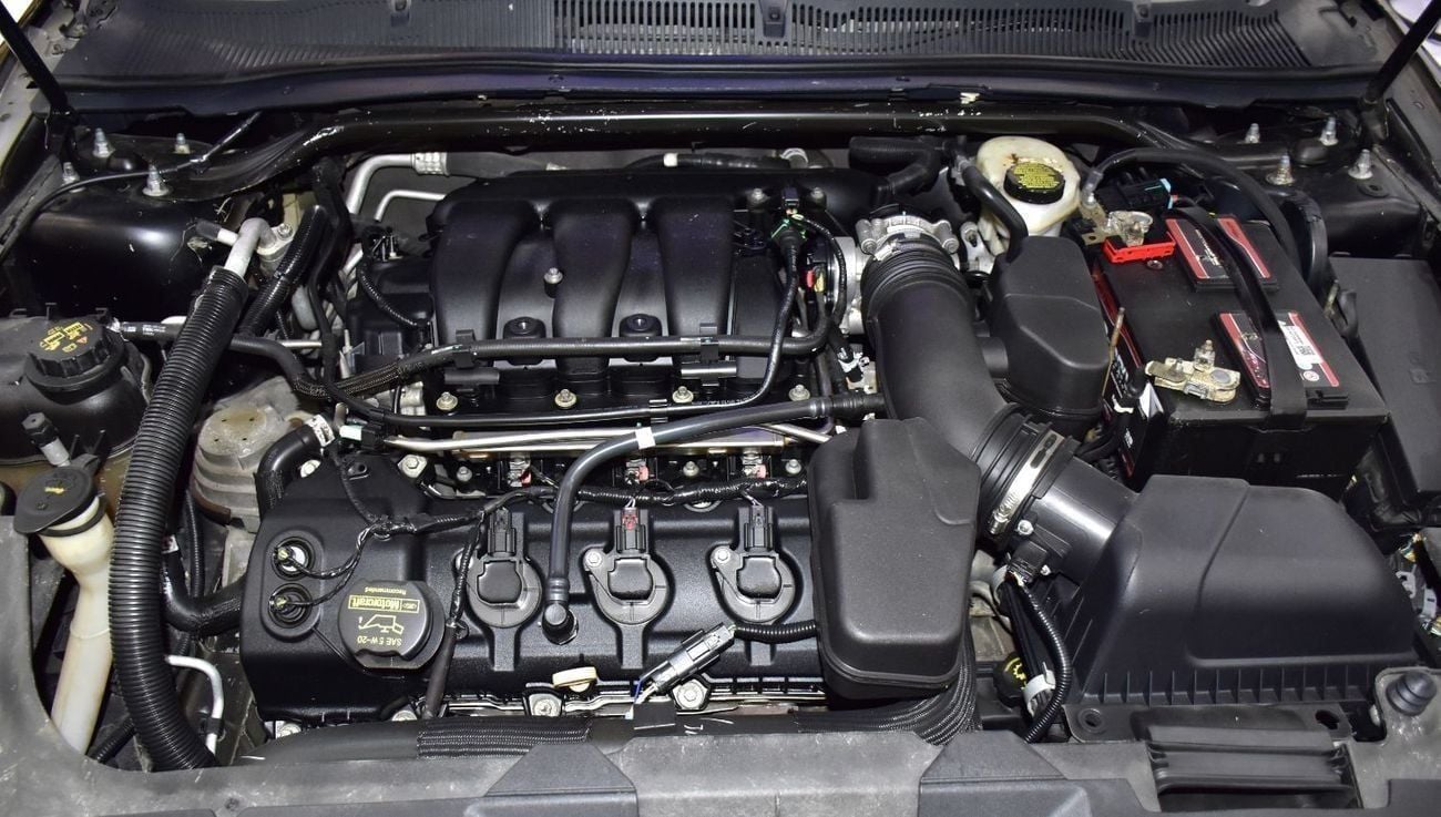 Ford Taurus SE EXCELLENT DEAL for our Ford Taurus ( 2015 Model ) in Black Color American Specs