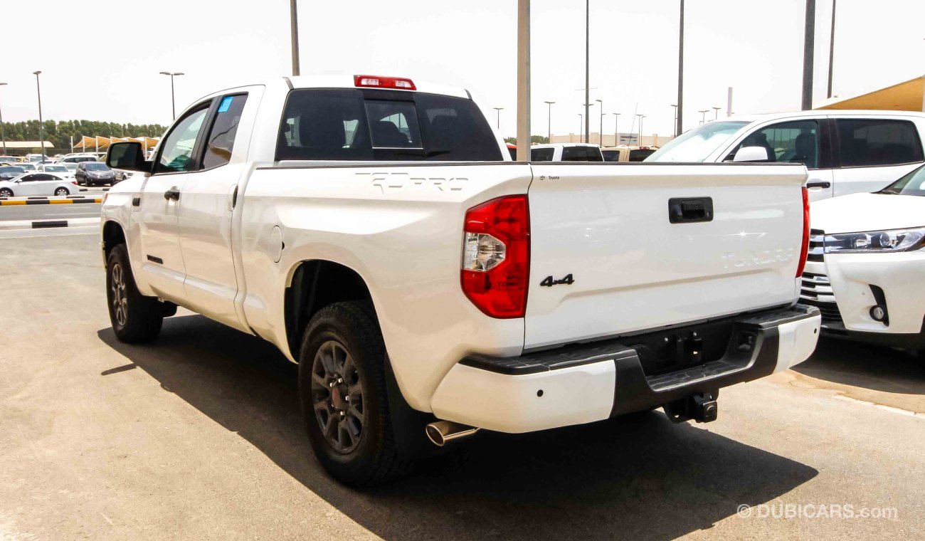 Toyota Tundra DBL TRD PRO 5,7 L