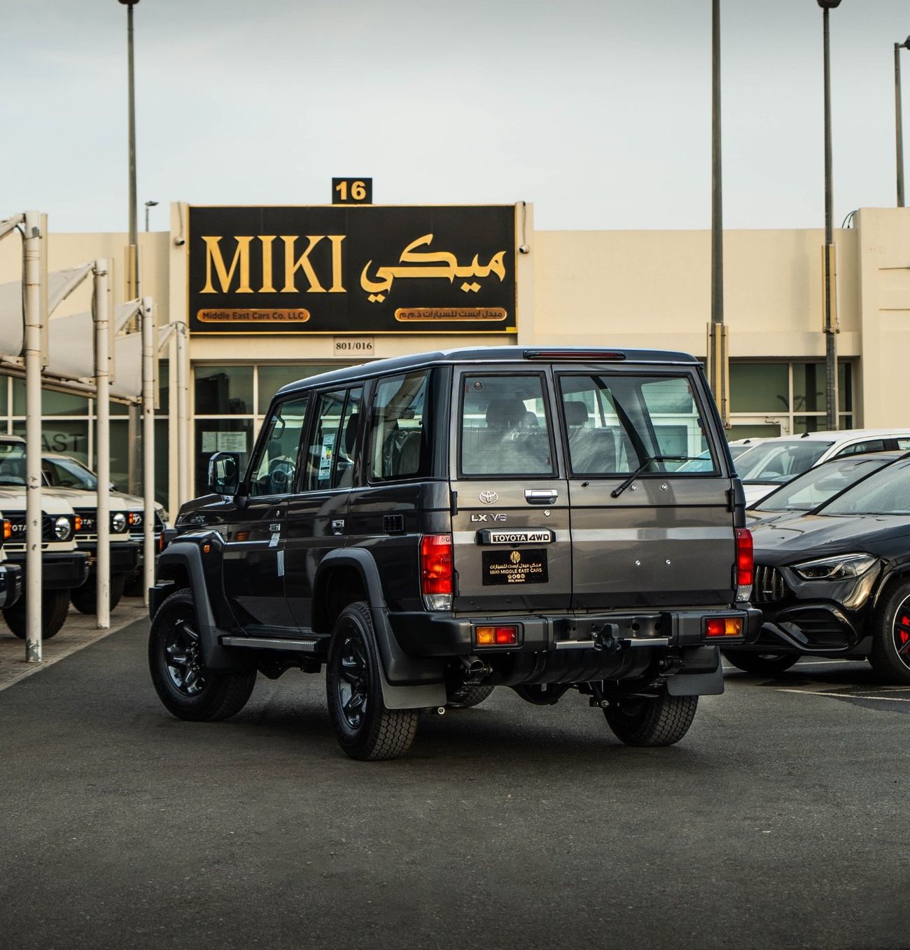 تويوتا لاند كروزر LC 76 | 2.8L | V4 | DSL | MT | 2025