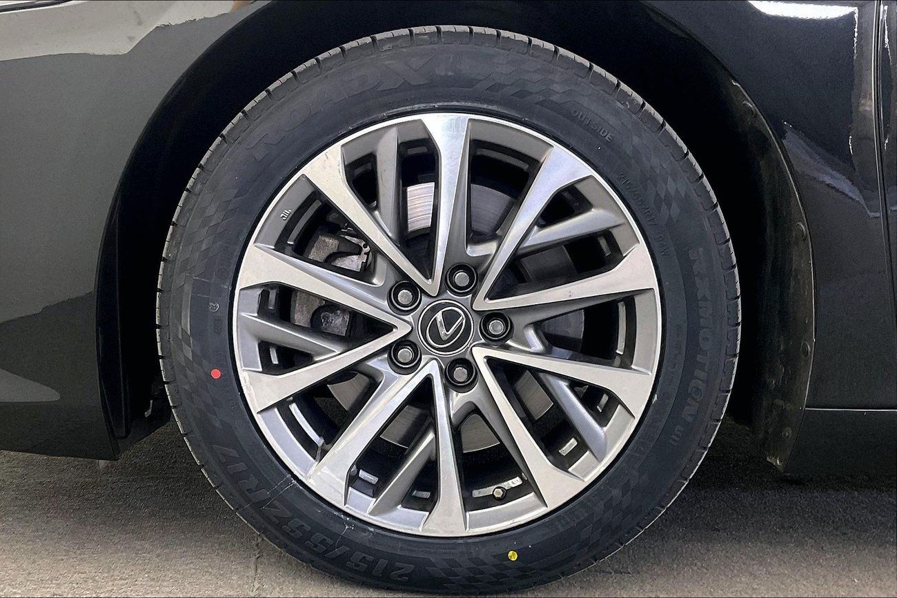 Lexus ES350 Premier | Guaranteed Warranty | 0 Down Payment