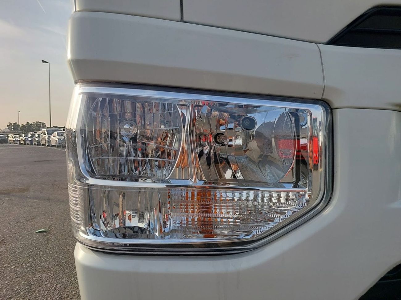 Toyota Coaster TOYOTA COASTER BUS RHD 2017 MODEL 4.0 L DIESEL AUTOMATIC(PM00207)