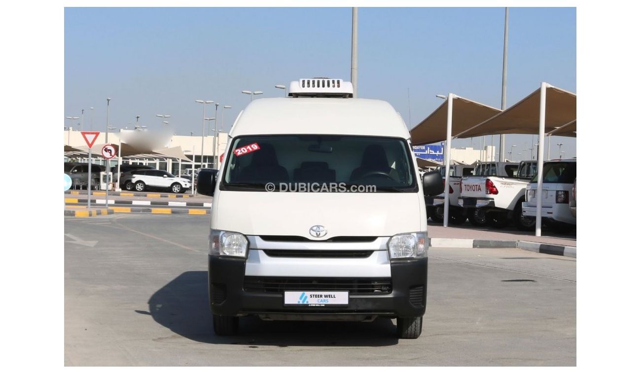 Toyota Hiace 2019 | HIACE HIROOF CHILLER DELIVERY VAN WITH GCC SPECS AND EXCELLENT CONDITION
