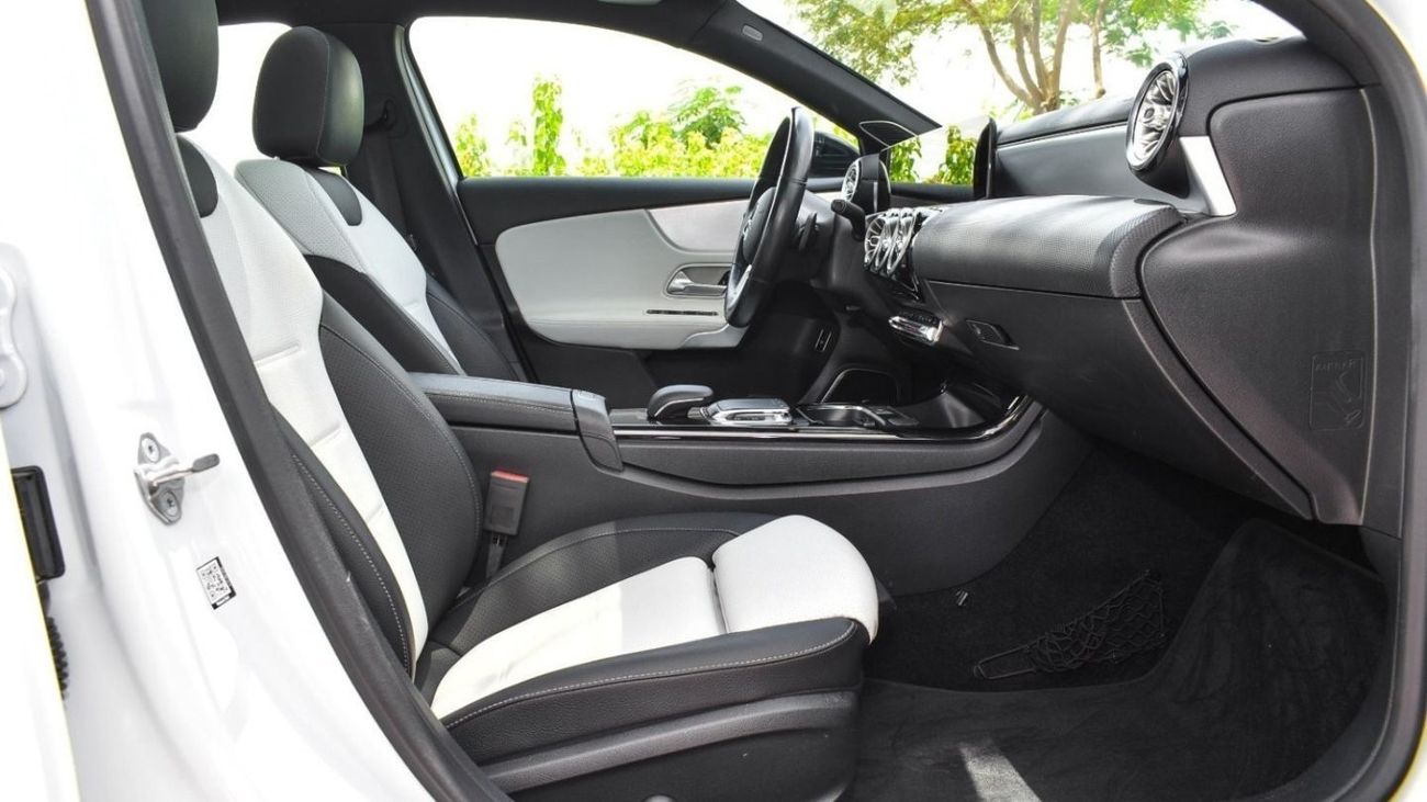 Mercedes-Benz A 220 Mercedes A220 AMG / 2020 / USA