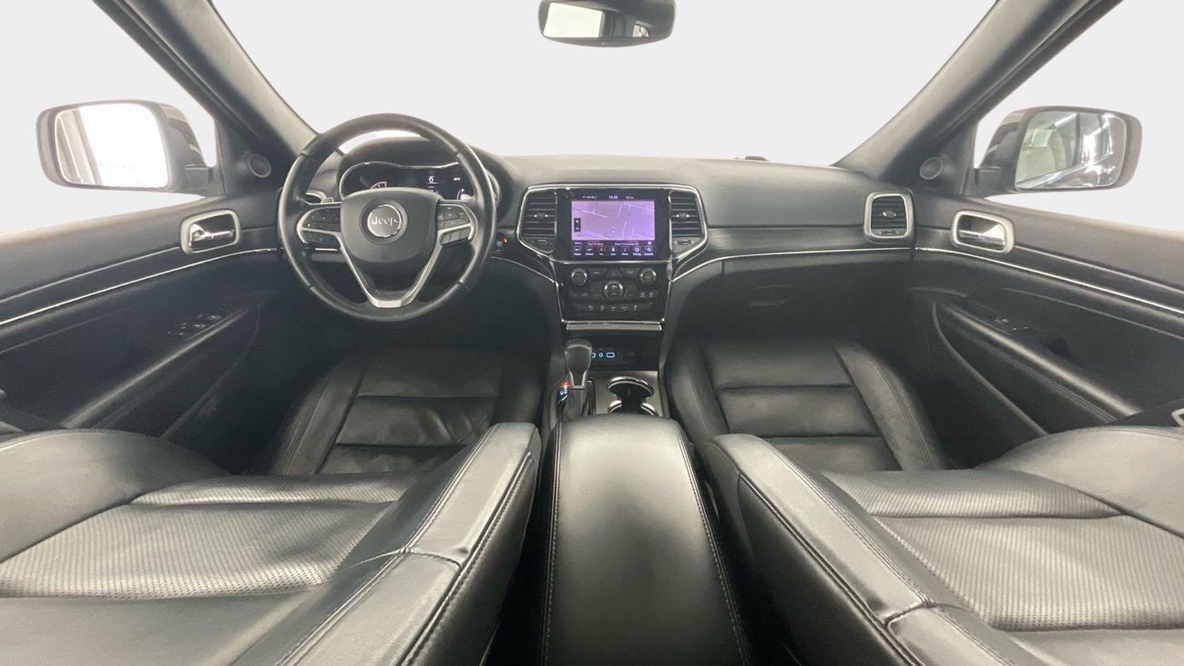 جيب جراند شيروكي Limited | upto AED 20,000 Ramadan Discount | شامل الضمان | 0 ﺪﻔﻋﺓ ﺃﻮﻟﻯ