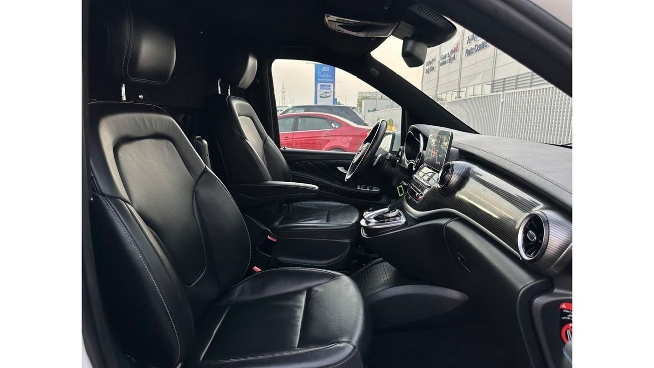Mercedes-Benz V 250 Avantgarde MERCEDES V-250 2020 GCC VIP SEATS // PERFECT CONDITION IN SIDE AND OUT SIDE