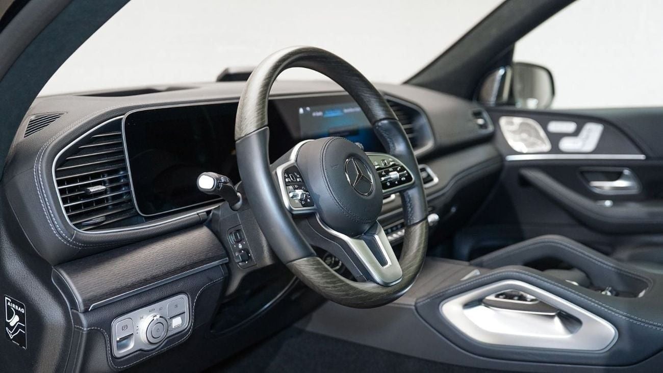 Mercedes-Benz GLS 580 | AED 4,987 PM | 2 Years Unlimited Warranty