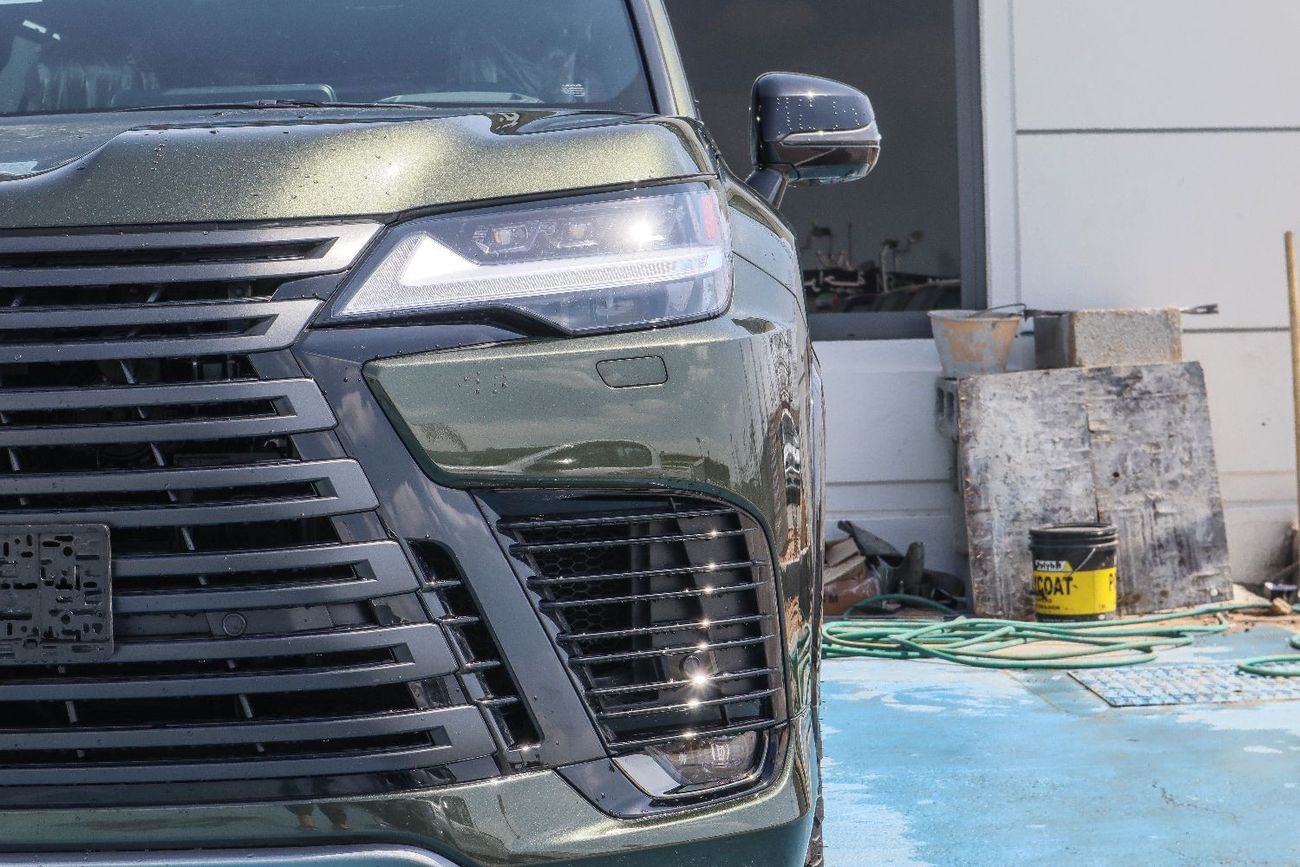 Lexus LX 600 2025 Lexus LX600 (3.5L Twin-Turbo V6, 4WD, Green Color SUV)