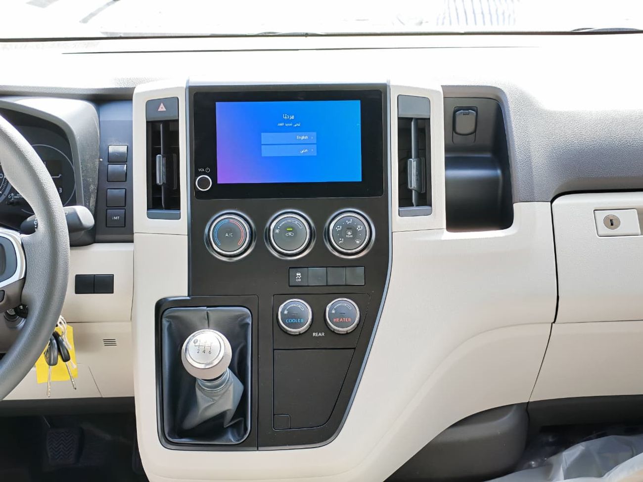 تويوتا هاياس 2026 Toyota Hiace GL 14-Seater High-Roof Full-Option 2.8L 4-Cyl Diesel M/T RWD Export Only