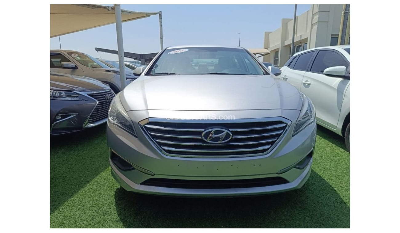 Hyundai Sonata GLS car in excellent condition with no accidents