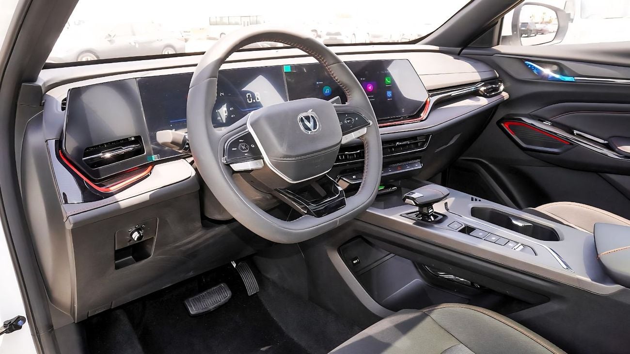 Changan X5 Plus Changan X5 Plus 1.5l T FWD SUV White Color 2025 Model