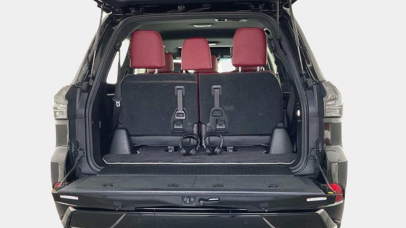 لكزس LX 570 Black Edition | upto AED 20,000 Ramadan Discount | شامل الضمان | 0 ﺪﻔﻋﺓ ﺃﻮﻟﻯ