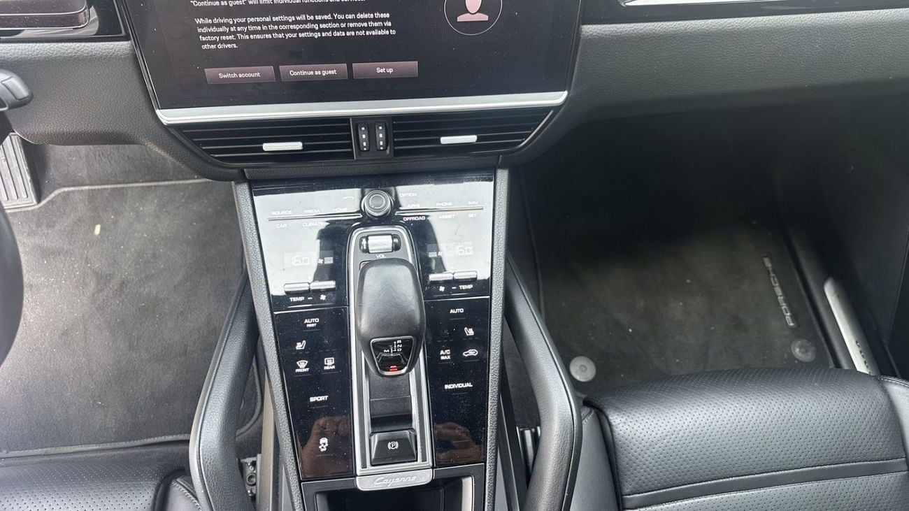 Porsche Cayenne STD Porsche Cayenne 2022 USA specs | Clean Title | 2 year warranty
