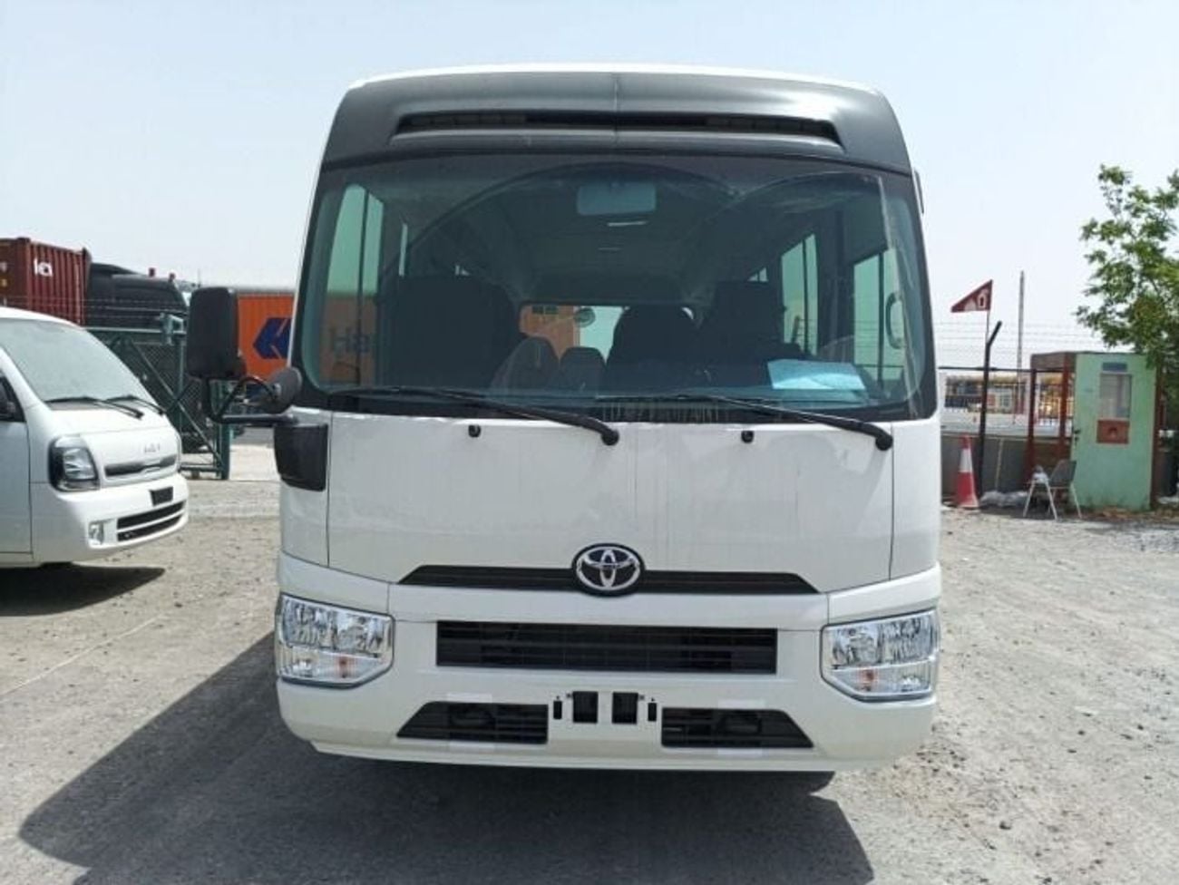 Toyota Coaster EXPORT ONLY - Toyota Coaster 2.7L MT 23 Seater