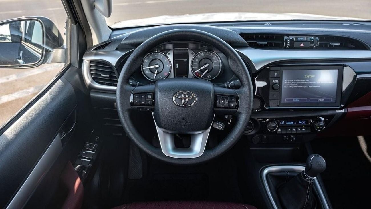 تويوتا هيلوكس SGLX TOYOTA HILUX SR5 2025 PETROL MANUEL 2.7L