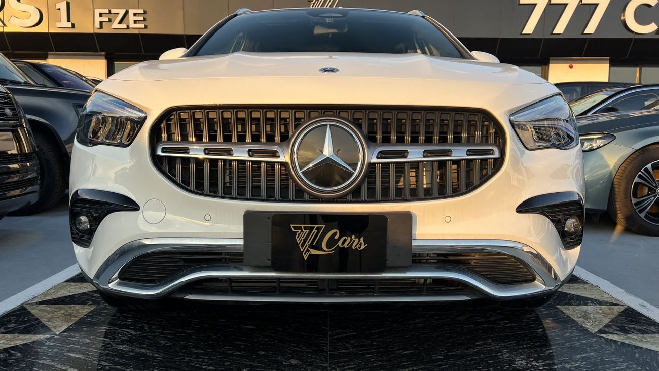 Mercedes-Benz GLA 200 Mercedes-Benz GLA 200 1.3L Petrol