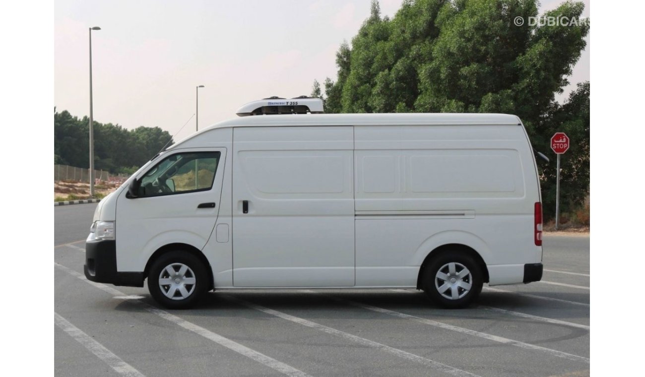 Used Toyota Hiace 2018 HIACE FREEZER MULTI PURPOSE DELIVERY VAN WITH GCC SPECS AND EXCELLENT